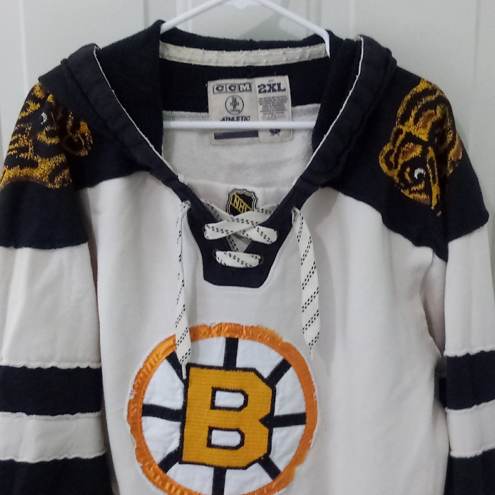 Vintage Boston Bruins hoodie